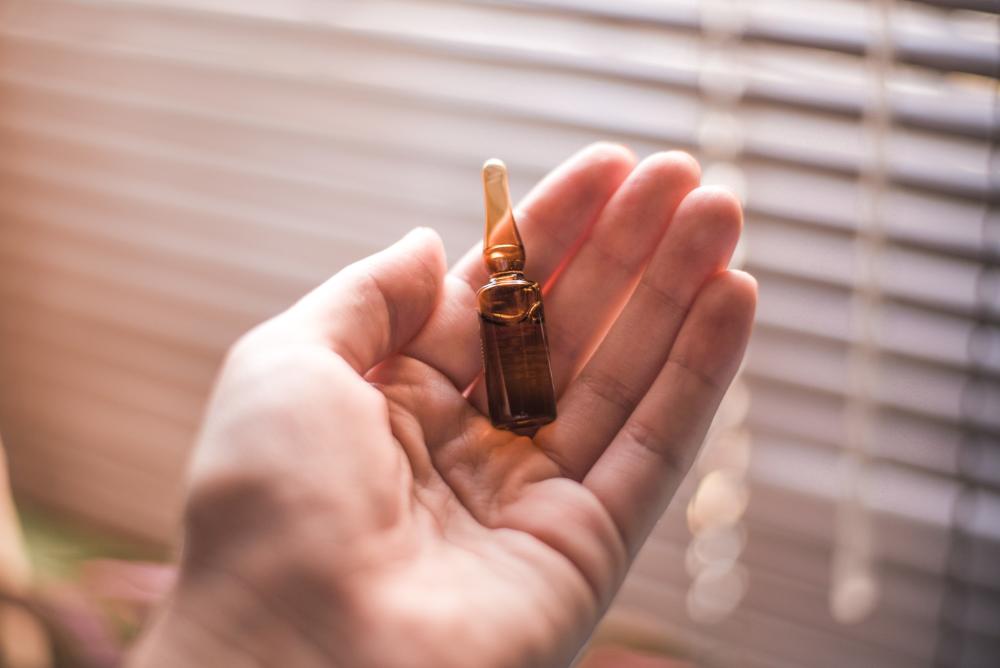 Essential Oils For Panic Attacks: Which Ones Can Help Promote Calm?