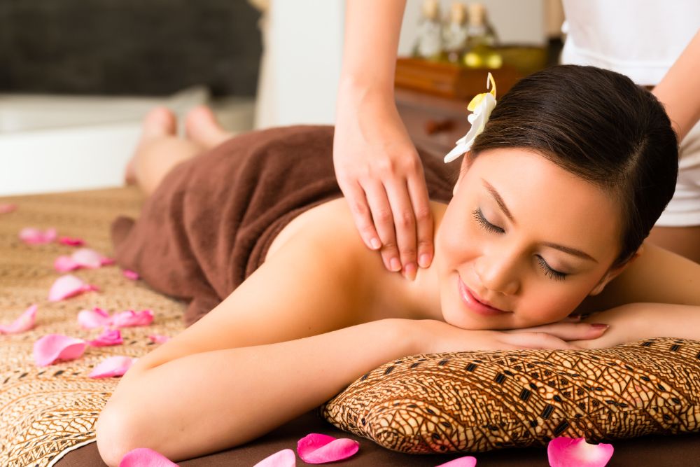 essential oils for massage aromatherapy