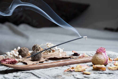 incense sticks aromatherapy