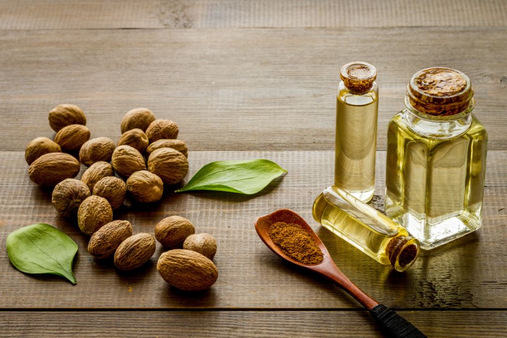 nutmeg oils