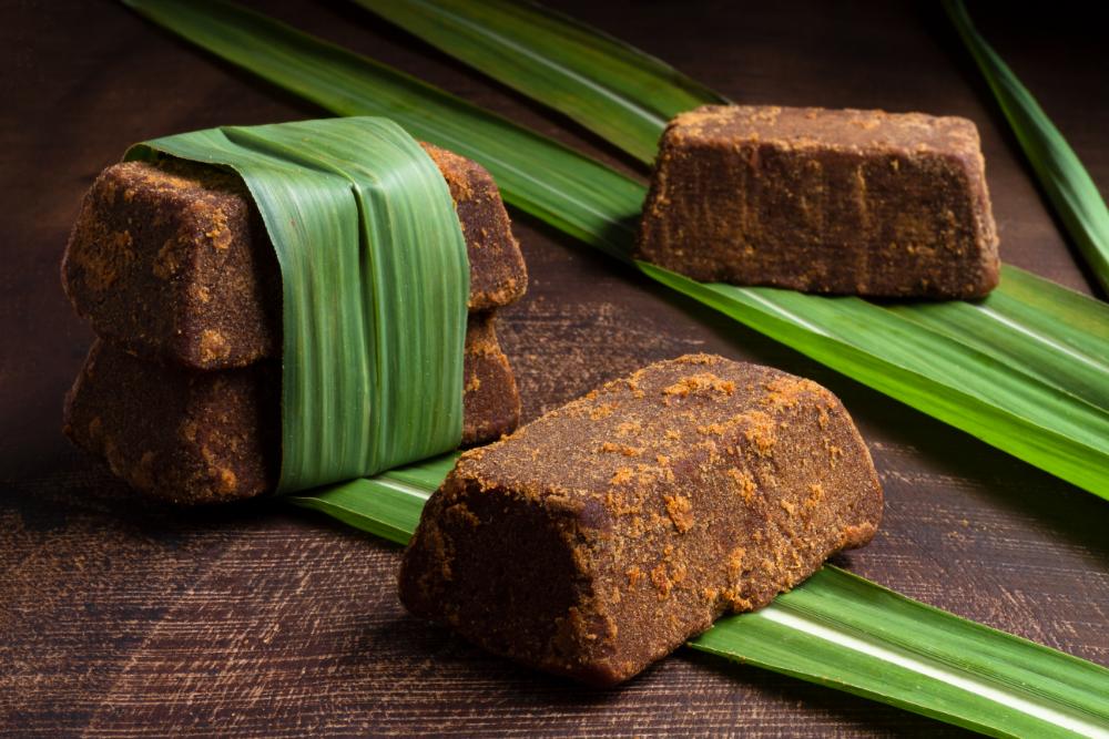 The Benefits Of African Black Soap For Acne And How To Use It