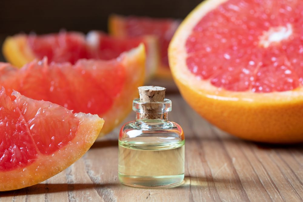 What You Need To Know About Pink Grapefruit Essential Oils - Plant