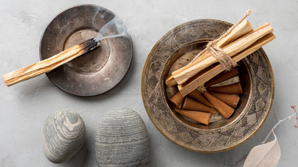 5 Benefits Of Palo Santo