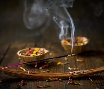 6 Incense Scents To Help You De-Stress & Relax